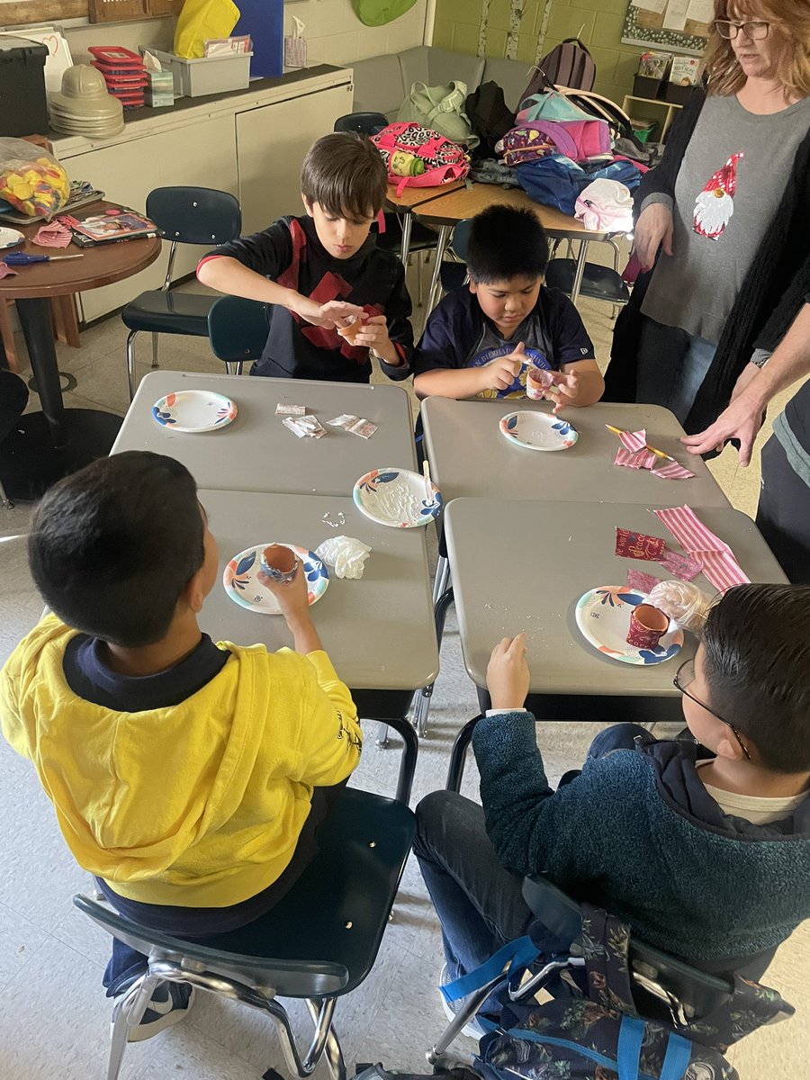 Ms. Bertels ESL Class tweet media