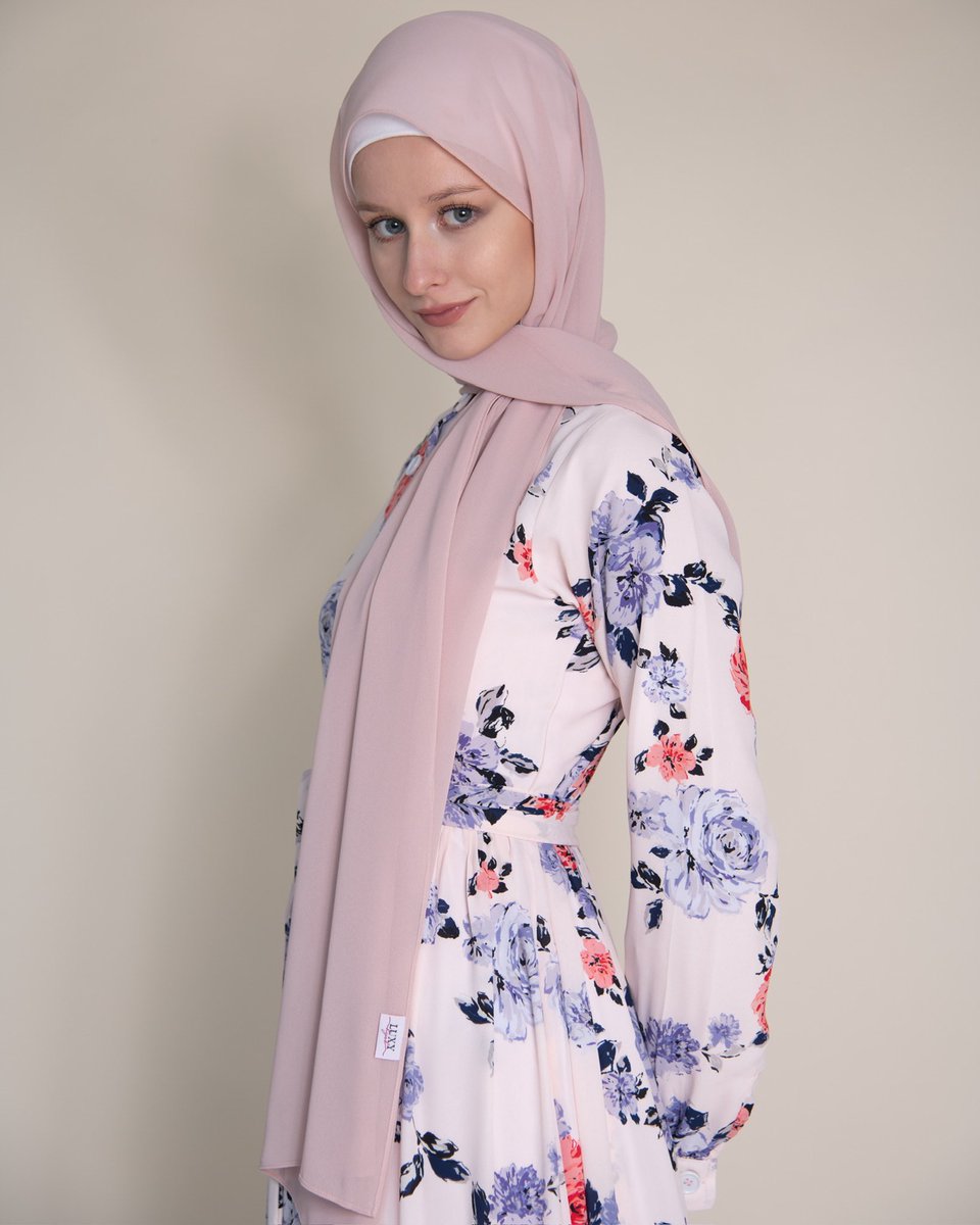 luxyhijab's tweet photo. Dive into the chic world of Luxy Hijab! ✨ Uncover elegance, redefine style. 

https://t.co/jHryw2FkUT

#LuxyHijabStyle #ModestChic #LuxyHijab #HijabFashion #ChicModesty #FashionJourney #ModestStyle #Hijabista #LuxuryHijab #StyleRevolution #TrendyHijab #empowerwithelegance https://t.co/Be0eO6brYc