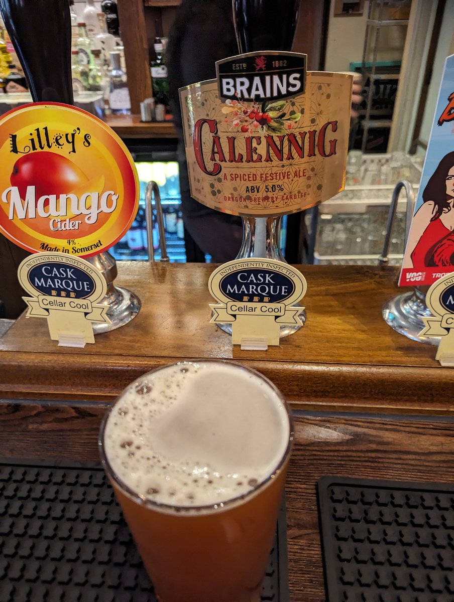 Pint of Brains' festive ale, Calennig, in the Owain on a relaxing Sunday afternoon (PJ) 

<a href="/brainsbrewery/">Brains</a> 
<a href="/OwainGlyndwr04/">Owain Glyndwr</a>