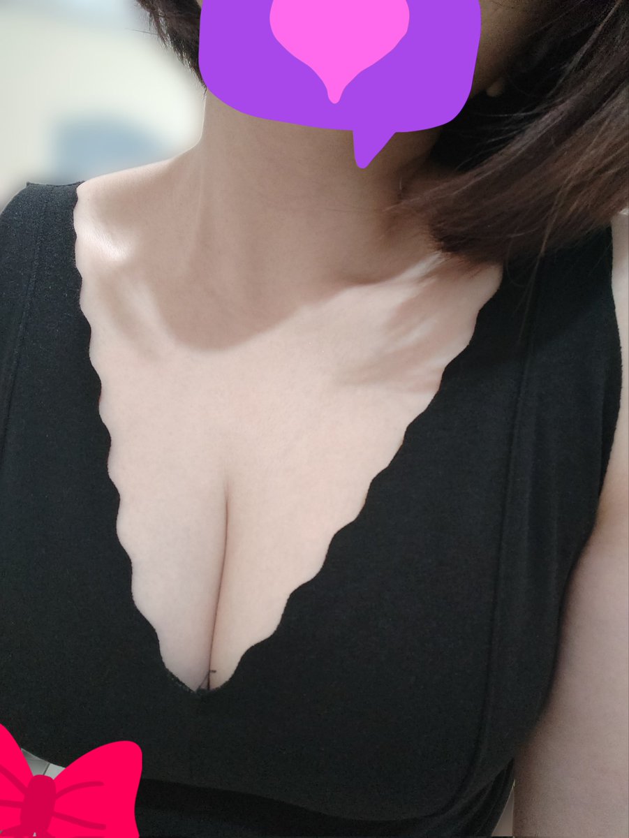 😻😻上班look😻😻
各位給過嗎？🙈

#台北人妻
#好想約會
#叫我酒鬼 https://t.co/aBCwPuMGmy