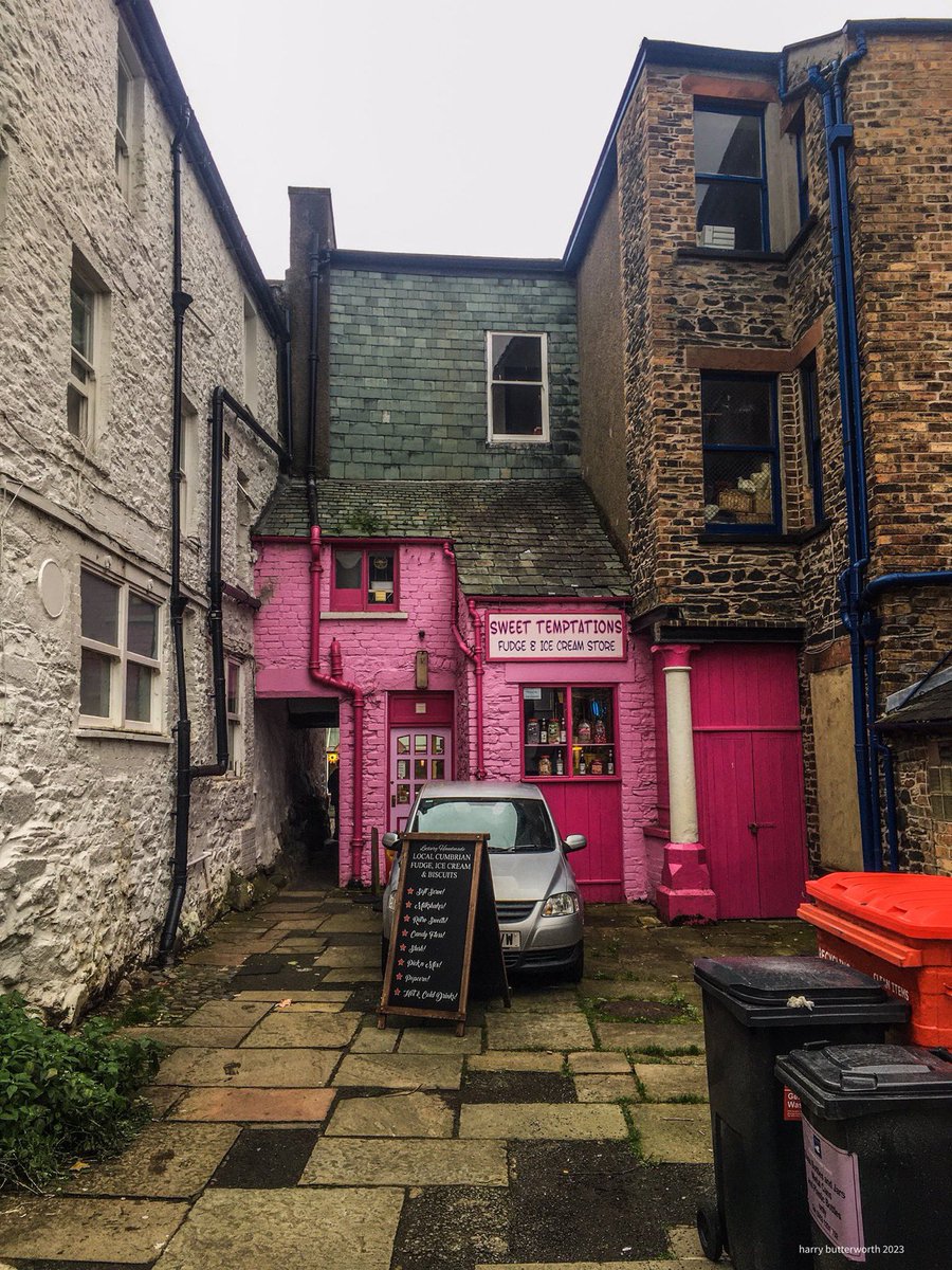 GrimArtGroup's tweet photo. How those sub categories of #GrimArt rise and fall … bit low on #GrimPink this year 😔 ..

But this #Keswick cracker from stalwart, Harry B @hbscouse leapt from the gloom to pulls yer pants down and give you a bare bottom slap in ‘23 😮😍👏 #TheGrimList2023🎖️ https://t.co/qEIk8crBsa