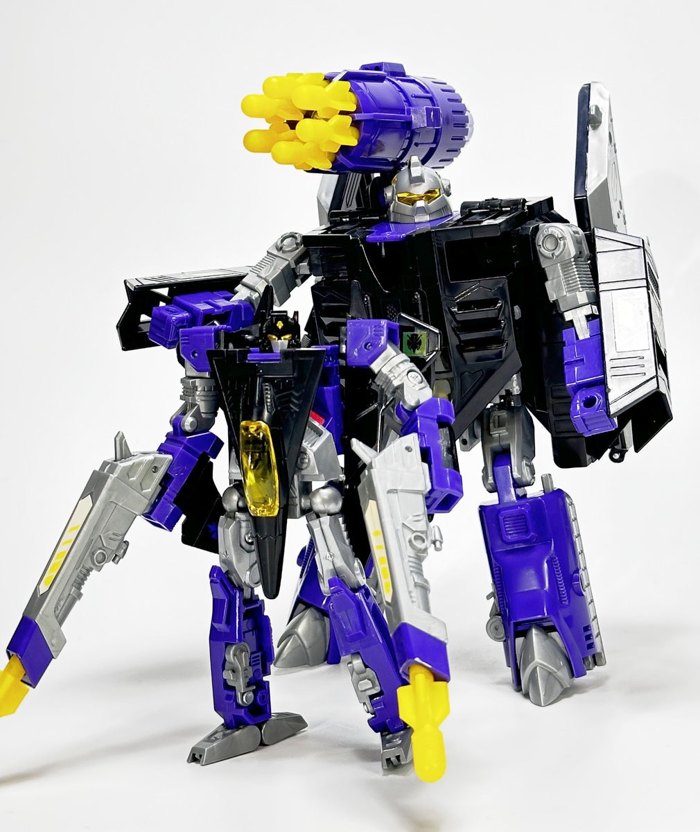 トランスフォーマー ビーストウォーズ・スタースクリーム＆BB。2体が