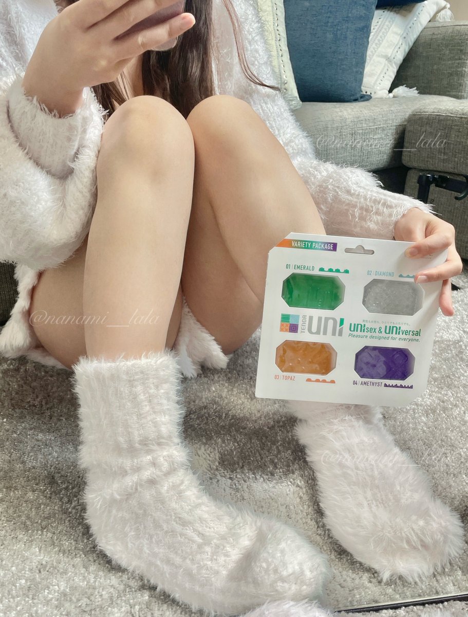 今日の新しいアイテムはすごかった…(*ﾉﾉ)  

とりいそぎ、開封編をアップしました。触感などについて♪ 今日は無料プランでも長めに動画でお喋りしてるので見てね♡⤵︎ 
▶︎▶︎https://t.co/myHlWX4TH0
ちなみに例の1cmの毛の接写も載せました笑