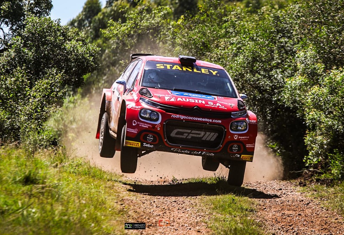 #GPRallyEntreRios | Final de la especial 8 – Colonia Ayuí – Frutas Larroca (I)

Tiempos especial 8:
P1 – Baldoni 🇦🇷 - 6.43,1
P2 – Bonnin 🇦🇷 - +2.3
P3 – Pasten 🇦🇷 - +2.9
P8 – ZEBALLOS 🇺🇾 - +9.2

#SiemprePaDelante 🇺🇾

#RallyArgentino | <a href="/CitroenRacing/">Citroën Racing</a> | <a href="/EnjoyPde/">Enjoy Punta Del Este</a> | <a href="/UyDeporte/">Secretaría Nacional del Deporte</a> |
