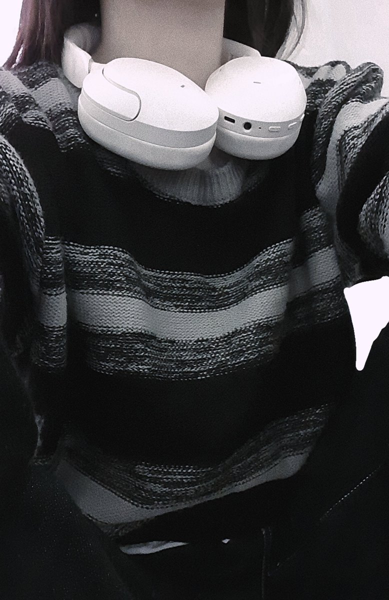 i_on08's tweet photo. 지보다 어린 애한테 돈 빨리면서 능욕 당하는 병신들ㅋㅋㅋ 뭐해 주인한테 지갑 바치러 안 와?❤️
#FD #핀돔 #Findom #fetish #상납 #인생상납 #호구 #인간ATM #자지갑 #고액상납 #실시 #노견 #paypal https://t.co/FGpJoVslch