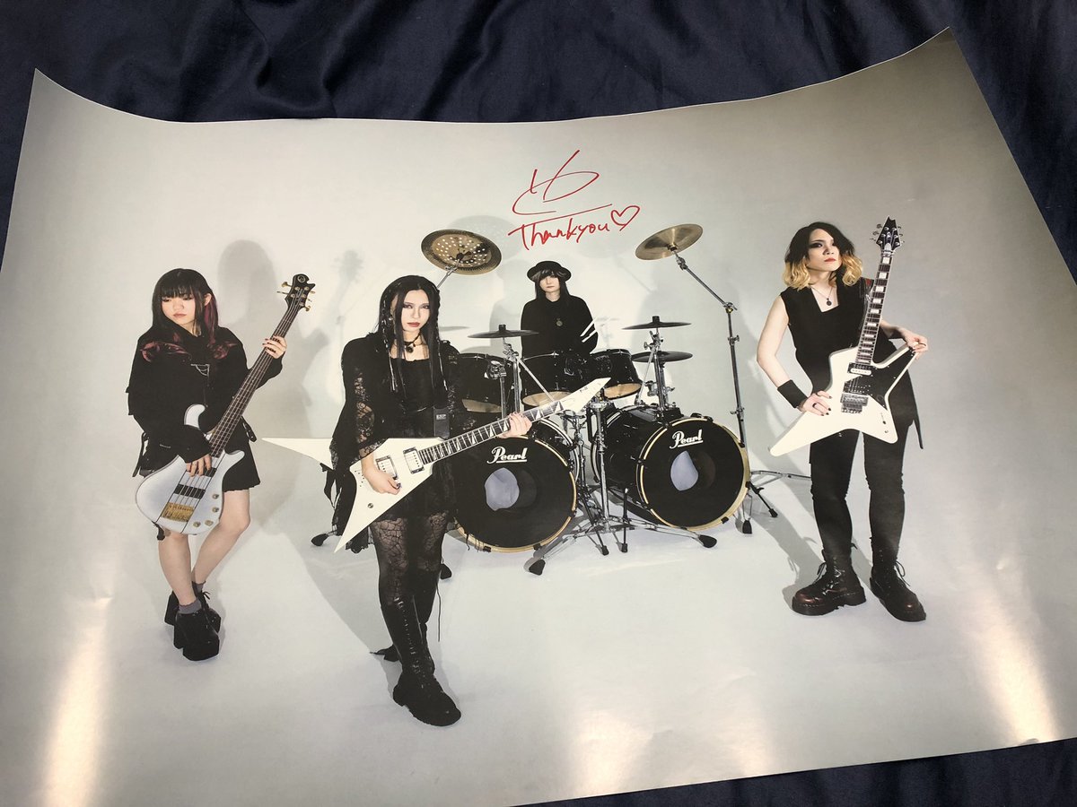 KSK97202539's tweet image. ヲタク帰宅
大阪遠征からほぼ寝ずの強行スケジュールだったけど行って本当に良かった。
これからのArkRoyalと離れる2人の未来が素晴らしいものになります様に🕊🤍
#ArkRoyal
#いかちゃん
#Marsa