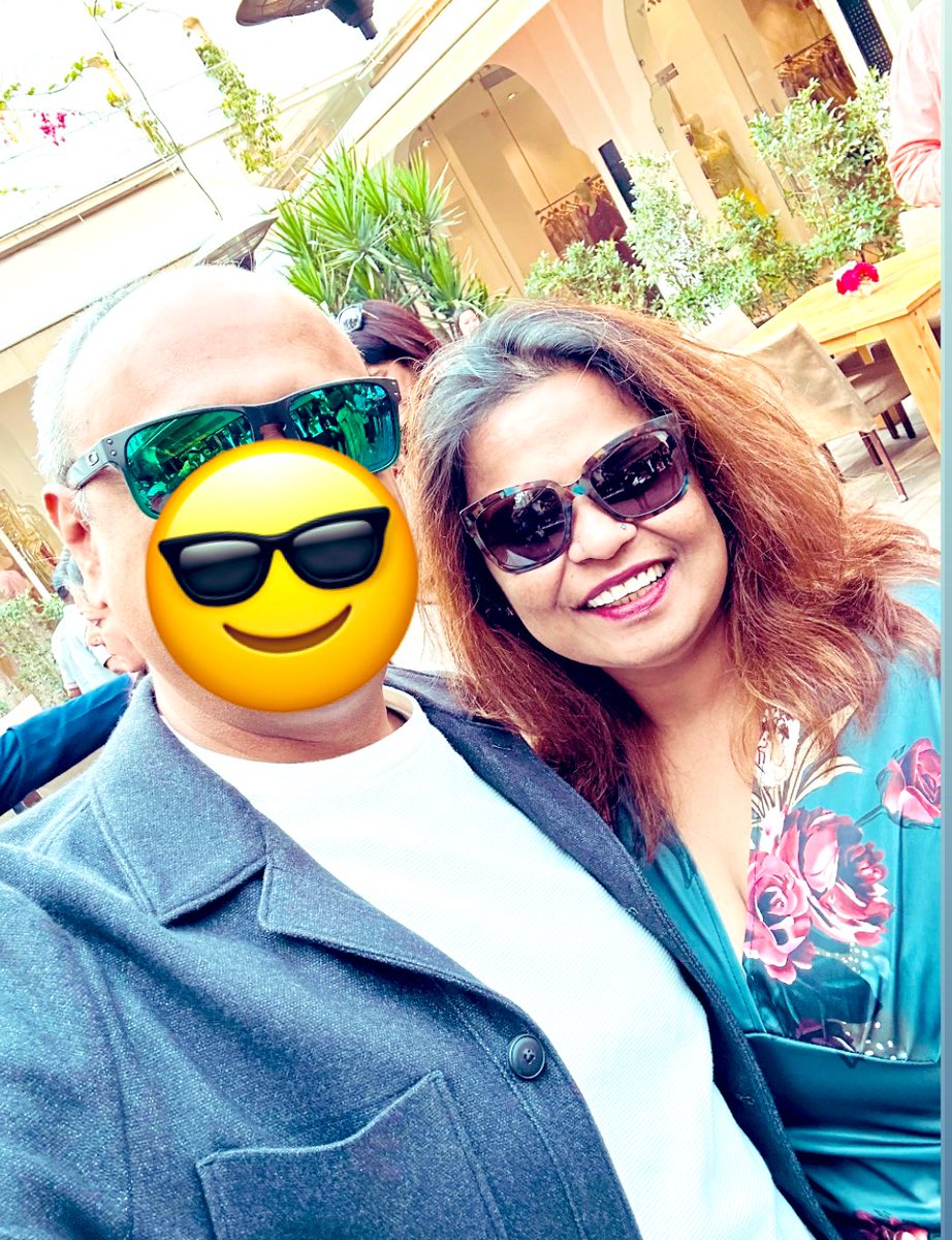 Megha75's tweet image. To year-end Thank you lunches &amp;amp; get togethers #25yearstogether💕  #batchmates #friendsforever 

- at QLA, Mehrauli