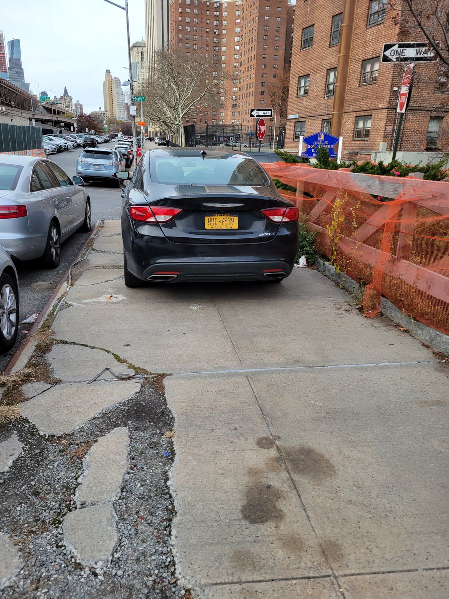 Apparently if you scribble "Manhattan Propery Clerk" on some trash paper and throw it on the dashboard with a <a href="/NYCPBA/">NYC PBA</a> "courtesy" card, you can just go ahead and park illegally on the sidewalk down the street from <a href="/NYPDPC/">Jessica S. Tisch</a>'s "law enforcement" headquarters.

#CultureOfCorruption