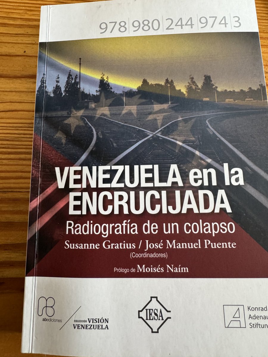 Recomiendo la lectura de la colección  de artículos de calificadísimos autores venezolanos y extranjeros compilados en este magnífico texto.