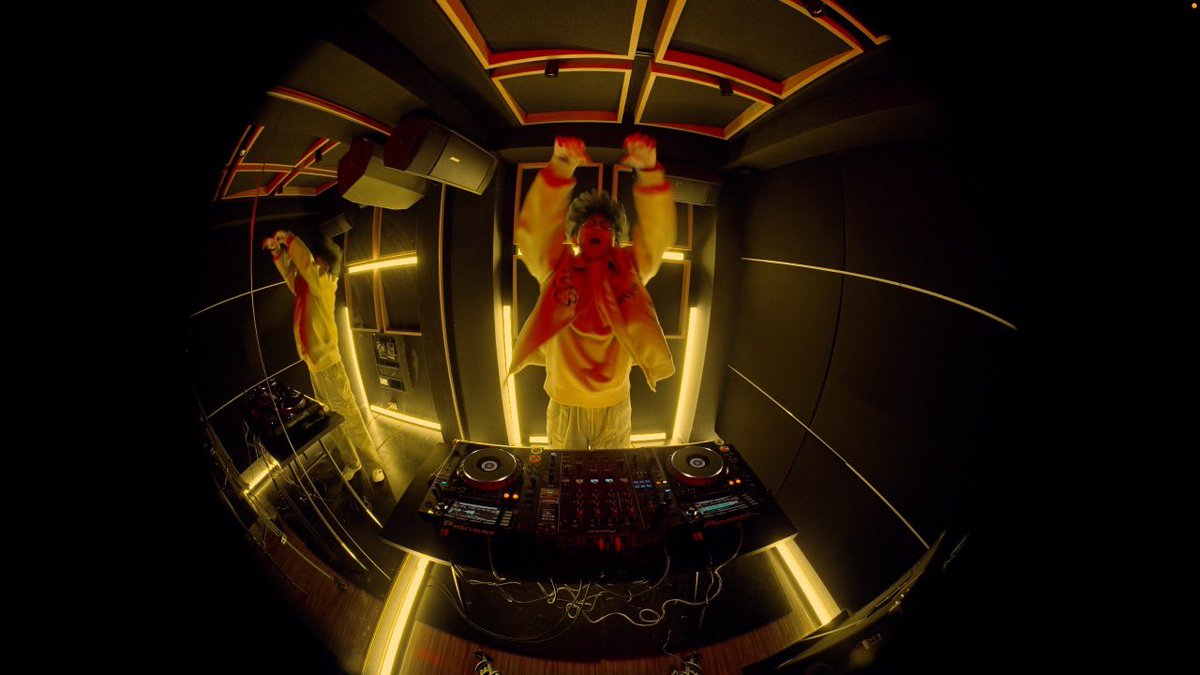 _SOSO_Official's tweet photo. 🟡"Yellow Mix" Out now🟨

https://t.co/rN9Z0mJt0r

You Got My Dubstep
Hakai 2.0
Unknown Language (Dubstep Edit)
Yeah Yeah Pow Pow
WE SAIKYO STRONG
SO-SO × ？ - ？
Interview 3.0
Aqua Splash
Psyber Creature
SO-SO Exercise

▼ Release Party "Yellow &amp; Green"
https://t.co/dgAB9NzBM4 https://t.co/HipyUt9ZEJ