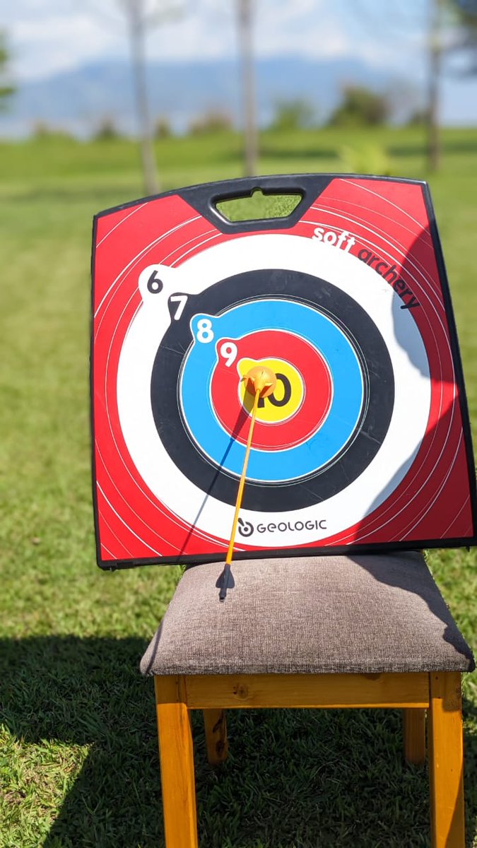 MaravillaResort's tweet image. 🎯 Have fun with archery at Maravilla Kivu! Aim at targets in nature. #MaravillaKivu #ArcheryFun
