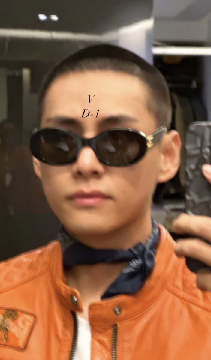 dkmlov's tweet photo. ナムさんのお手紙と、テテの写真。
とうとうこの日が来たんですね。
何回経験してもやっぱり慣れないし
どうしても寂しくなっちゃうけど、
どうかケガや病気する事なく
気をつけて行ってらっしゃい。
25年まで、待ってるからね🥰 https://t.co/Ypxmc1ng5X