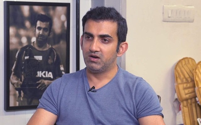 academy_dinda's tweet photo. Q: "Who is the best fast bowler for India? Zaheer , Bumrah or Shami"
Gautam Gambhir : Ashoke Dinda 
Huge Respect for GG♥️♥️ https://t.co/AX77823oxq