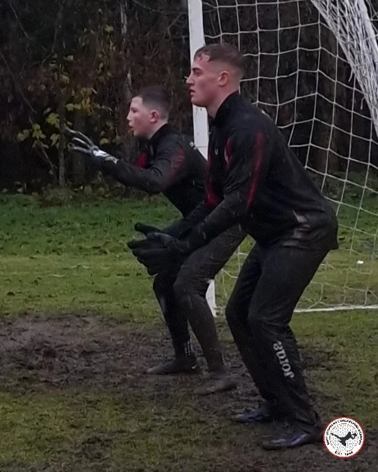 shot_stoppersgk's tweet photo. Keepers love mud, fact!
Our training area at Greenfield was in excellent shape yesterday, despite the weather. Brilliant effort from everyone in tough conditions.
#bewiththebest #goalkeeper #goalkeepertraining #goalkeepers #goalkeepersaves https://t.co/k8ognPbF69