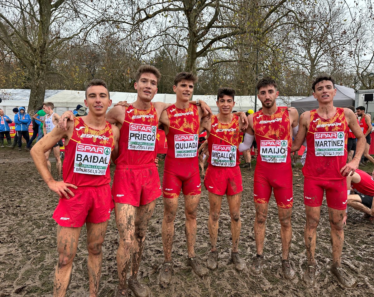 😬 ¡A las puertas del podio!

#EspañaAtletismo sub23 🚹 remonta en la última vuelta, aunque se queda a solo cuatro puntos del bronce, logrando el mejor resultado desde 2018 🔙

5⃣ Miguel Baidal
1⃣9⃣ Mario Priego
2⃣2⃣ <a href="/quijalex_/">Alejandro Quijada</a> 
3⃣0⃣ <a href="/jaimemigallonn/">Jaime Migallón</a> 
3⃣7⃣ <a href="/Adammaijof/">Adam.M.F</a> 
4⃣6⃣ Miguel