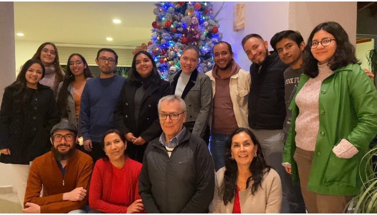 Convivio navideño del Laboratorio de Aprendizaje y Memoria 2023. Un gusto coincidir sin cubrebocas