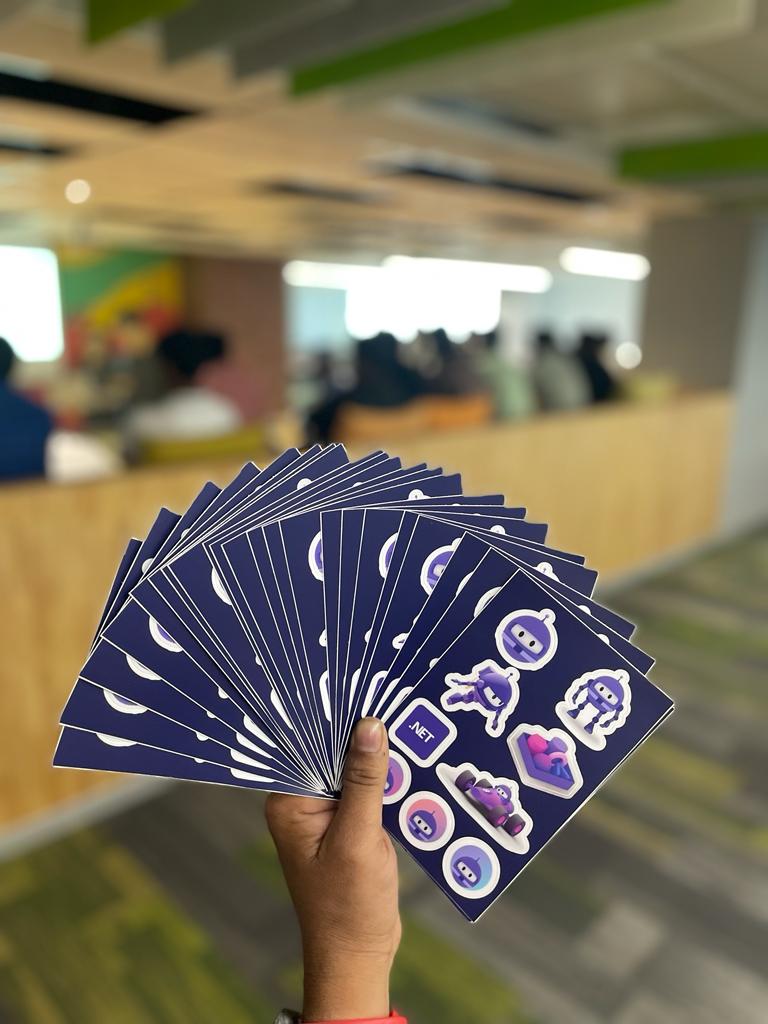 Had a great time delivering my talk on "What's new in C# 12" at the #dotNETConf 2023! Thank you to all the attendees and a special shoutout to <a href="/kuppurasu360/">Kuppurasu Nagaraj (MVP)</a> &amp; #TechMeet360 for the opportunity. Check out my blog for more information on the topic: devsuhas.com/2023/12/10/wha…
#devsuhas