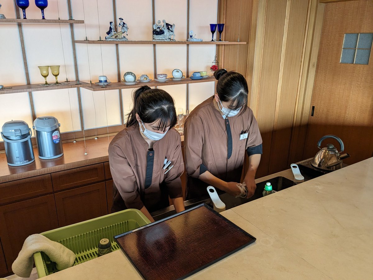 １００点満点の高校生のインターンシップでした
地元の高校生　来てしてほしいなー
みんな東京行っちゃう😤
待ってるねー

#インターン　#稲取　#高校生