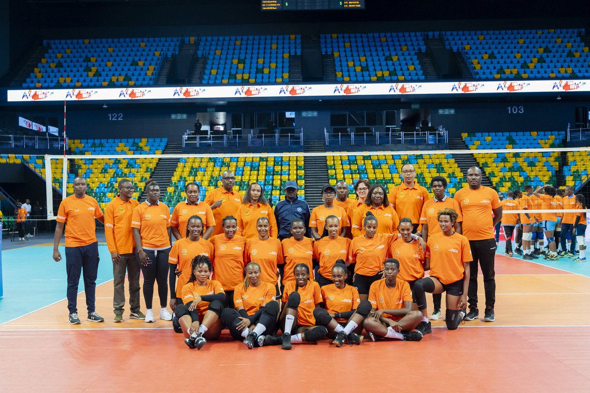 Closing the #16Days of Activism, an exciting volleyball game between <a href="/aprfcofficial/">APR F.C. Official</a> &amp; <a href="/rnpvcofficial/">Police Volleyball Club</a> is in full swing at the BK Arena in #Rwanda. Together we proclaim that there is #NoExcuse for #GenderBasedViolence in the sports sector &amp; beyond. #OrangeTheWorld #SportsForChange
