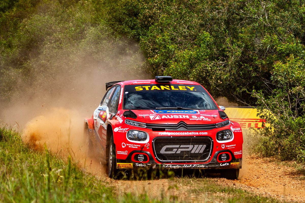 #GPRallyEntreRios | Terminamos el rulo de la mañana en esta última fecha del año. Luego de finalizar la especial de Autódromo (III), aún nos restan 3 especiales para finalizar el año.

“Lindos tramos hoy, contentos, un rally muy difícil en los frenajes y las chicanas, pero todo