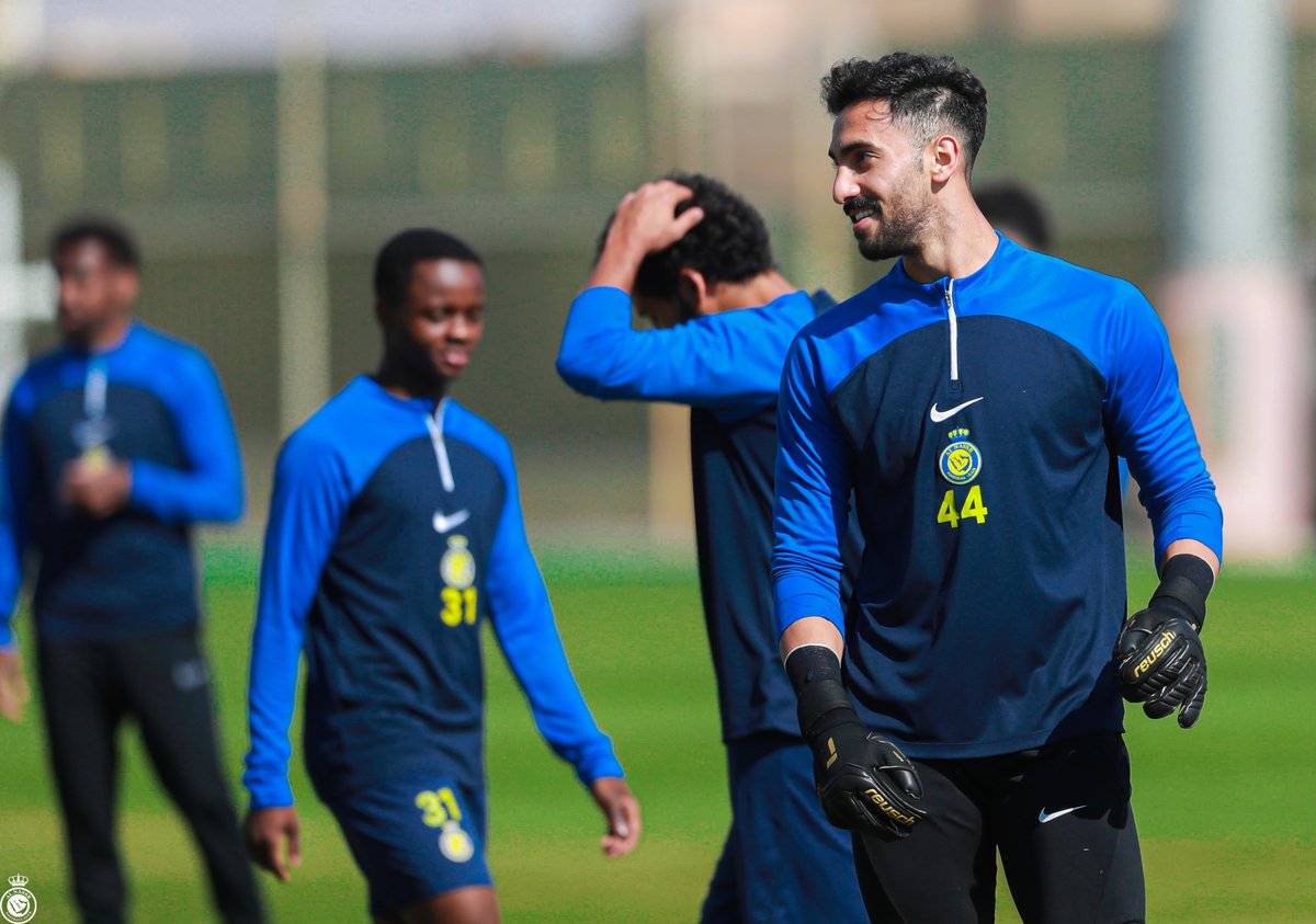 مسـاء الخيــر 🤩
من مقـر #العالمي 📍