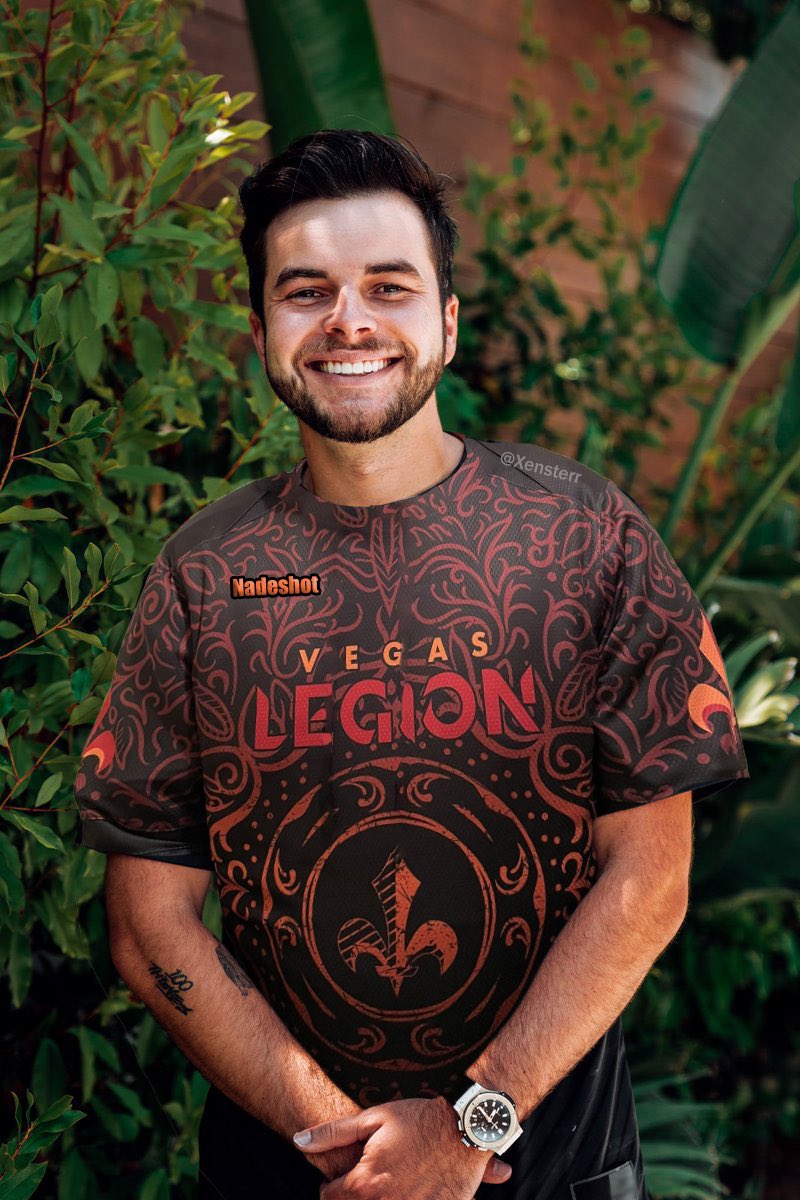 Xensterr's tweet photo. BREAKING: Nadeshot leaves 100T and joins Vegas Legion as CEO. 

“After that performance from LAT I knew it was chalked” - Matthew “Nadeshot” Haag https://t.co/hPjw8OsgwQ