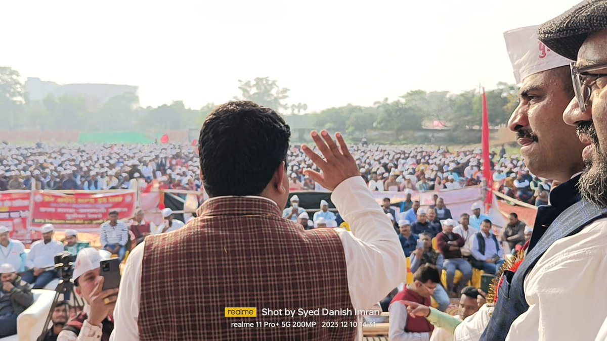 vijaykbandhu's tweet photo. पटना में आयोजित पेंशन मानवाधिकार रैली शानदार रही, अपार समर्थन । Nmops बिहार टीम को साधुवाद ,आये हुए साथियो का आभार 
#vijaykumarbandhu 
#NMOPS https://t.co/dg1E0cyplL