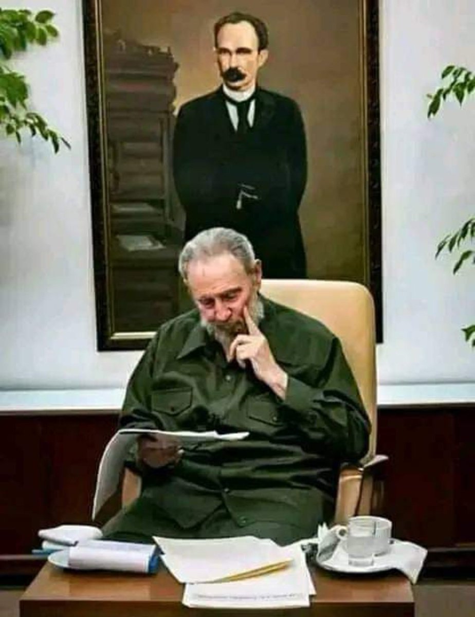 <a href="/LogVanguardia/">Logística de Vanguardia</a> "El que necesita las armas es el imperialismo, porque está huérfano de ideas (...) las ideas no necesitan ni de las armas, en la medida en que sean capaces de conquistar a las grandes masas. #FidelPorSiempre #CubanosConDerecho