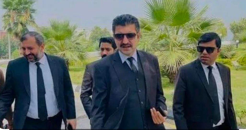 Aneeb Khan tweet media