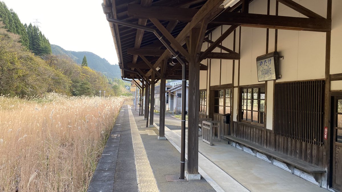 写真→モノクロ画の思索をいろいろと 
