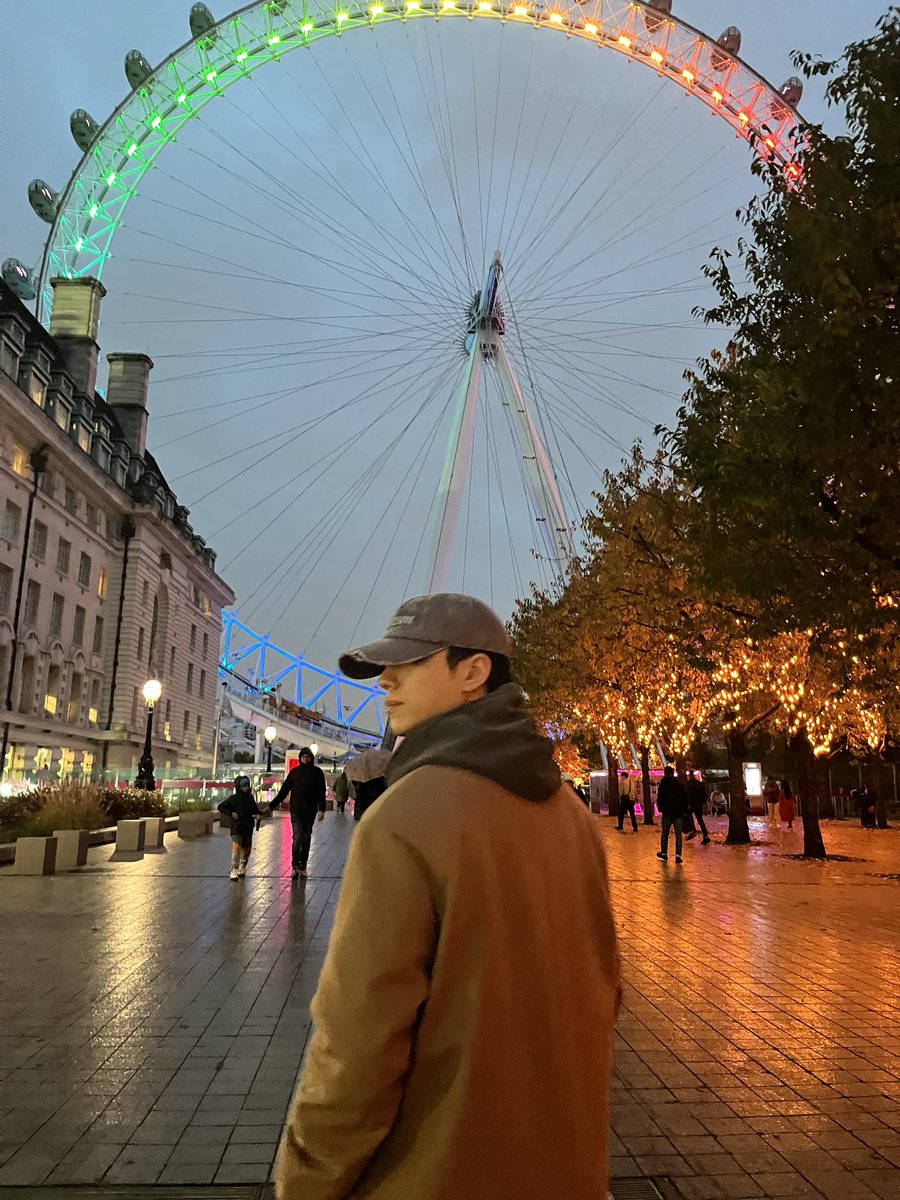 London Eye 🎡

#건일 #Gunil
#XdinaryHeroes