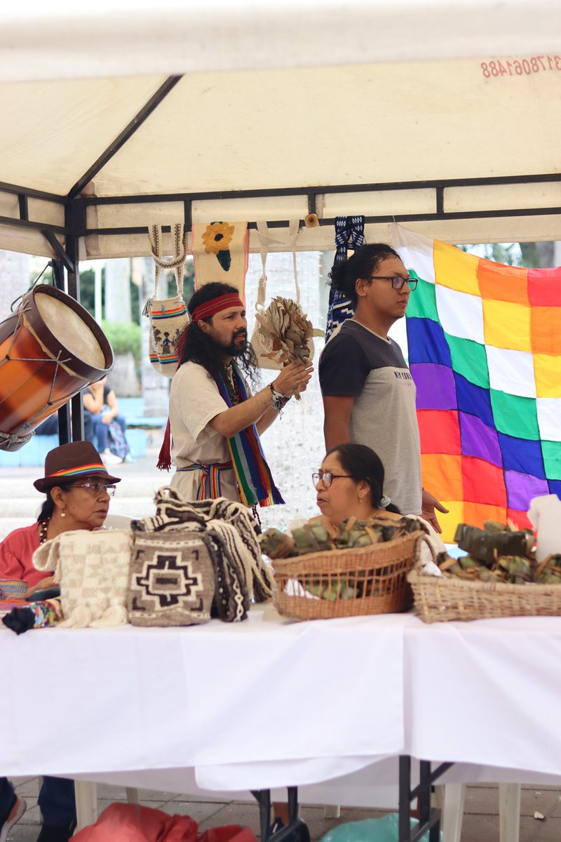 IntegracionPal's tweet photo. ¡Acompáñamos al tercer Encuentro Indígena de Palmira!

Los tres cabildos indígenas asentados en Palmira desarrollaron actividades en el parque Bolívar como armonización, taller de danza andina, muestras gastronómicas de las comunidades Inga, Yanakuna y Pasto. https://t.co/Q1oURd1Okv