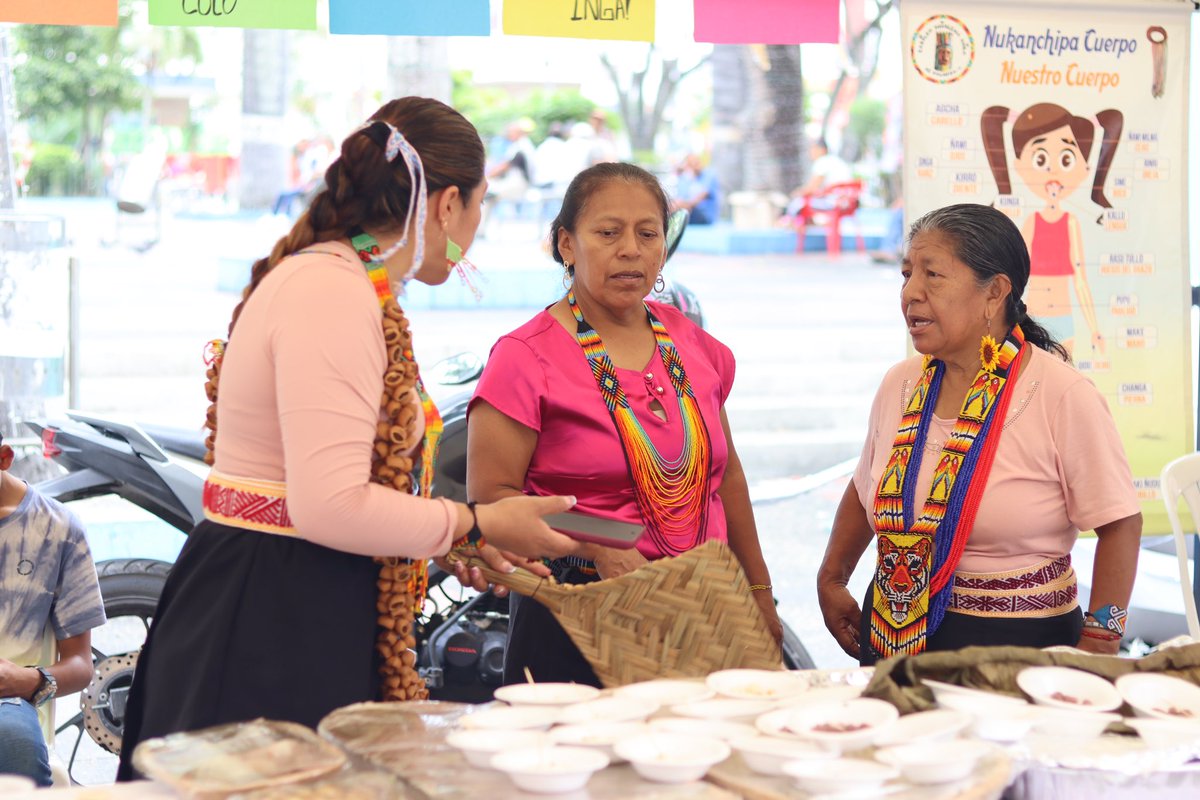 IntegracionPal's tweet photo. ¡Acompáñamos al tercer Encuentro Indígena de Palmira!

Los tres cabildos indígenas asentados en Palmira desarrollaron actividades en el parque Bolívar como armonización, taller de danza andina, muestras gastronómicas de las comunidades Inga, Yanakuna y Pasto. https://t.co/Q1oURd1Okv