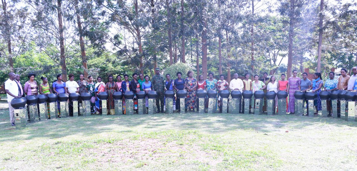 GER_Global's tweet photo. After being trained, @GER_Global supplied the #Save80CookingSystem, the stoves known to be the efficient firewood in making the cooking easier&amp;enjoyable as well as contributing  in the environment conservation. @EnvironmentRw  @PellaThiel @BugeseraDistr @RwandaWomen https://t.co/GaxgoFWCvq