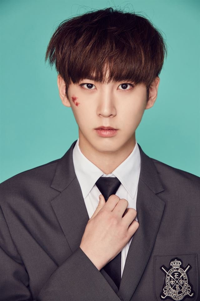 _universestudio's tweet photo. 신원아생일완전많이축하해
 #신원이가_원하는대로_살아가길
햄버거한행복한생일보내 https://t.co/fkWJIc72TM