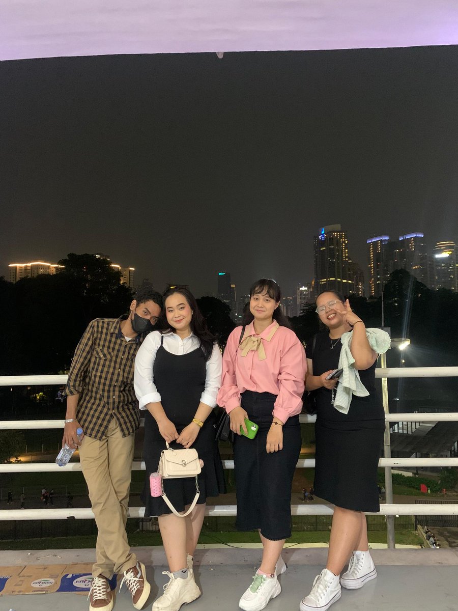 devassngko's tweet photo. sayang banyak banyak 💕💕💕💕 https://t.co/Of1DtmaTow