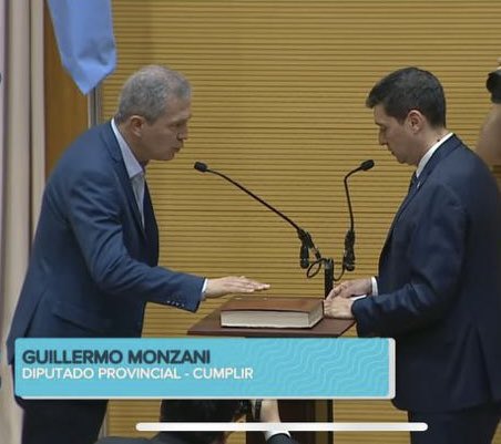 juanfmonteiro's tweet photo. Quiero felicitar al Diputado Provincial @GuilleMonzani , quien no tengo dudas va a representarnos a todos los neuquinos en su labor legislativa, como lo ha hecho durante años en la gestión. Un trabajador incansable!!! Éxitos Guille !!!! https://t.co/Rp9IXvIrJx