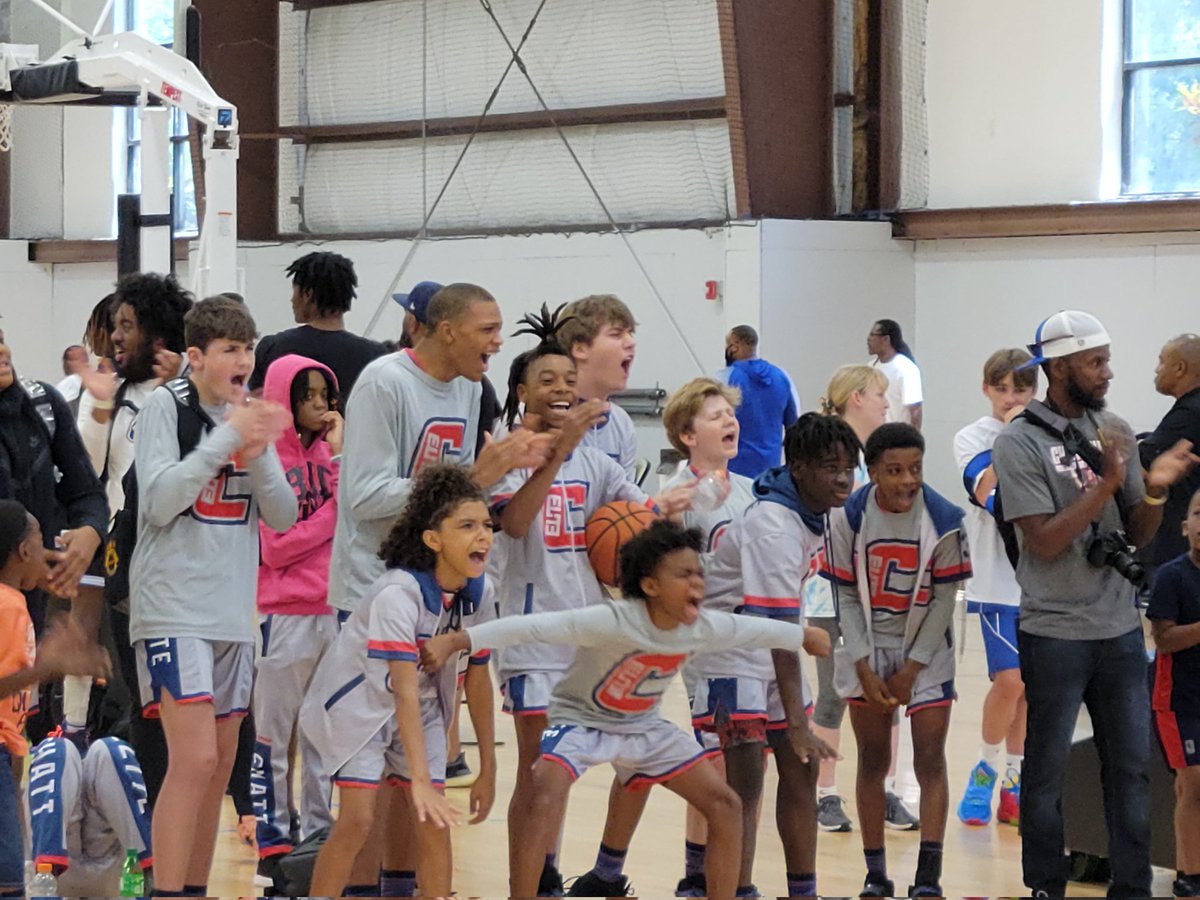ChattEliteXXVII's tweet photo. CULTURE🌟🌟🌟🌟🌟
LOVE🌟🌟🌟🌟🌟
CONNECTION🌟🌟🌟🌟🌟
FAMILY🌟🌟🌟🌟🌟
COMMITMENT🌟🌟🌟🌟🌟

• these are the attributes that make Chattanooga Elite the AAU program for you‼️

#theELITEdifference https://t.co/WxuiWJdUEH