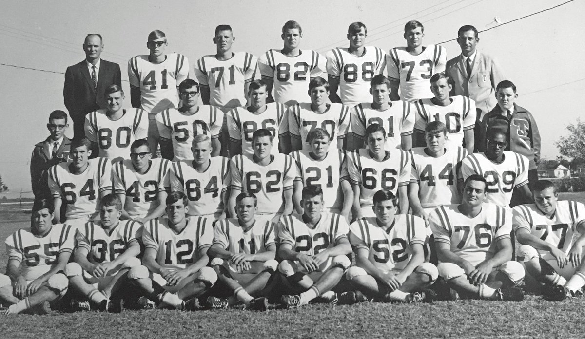 @Matt_Stepp817 The 1967 Tidehaven Tiger State Champ football team was nicknamed “the Bohemian Bandits” @42Kent @baycitytribune @coachlucio