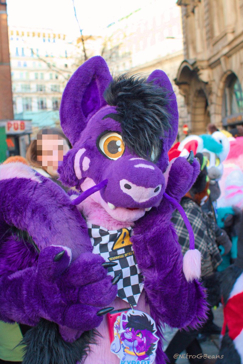 KypariNoodl's tweet photo. Had such an incredible time at @LondonFurs Winter Party ❄️💜 See you all in the new year !! 🗓️✨ 

📸 - @NitroGBeans
#lfwp23 https://t.co/lzKCQbXzOW