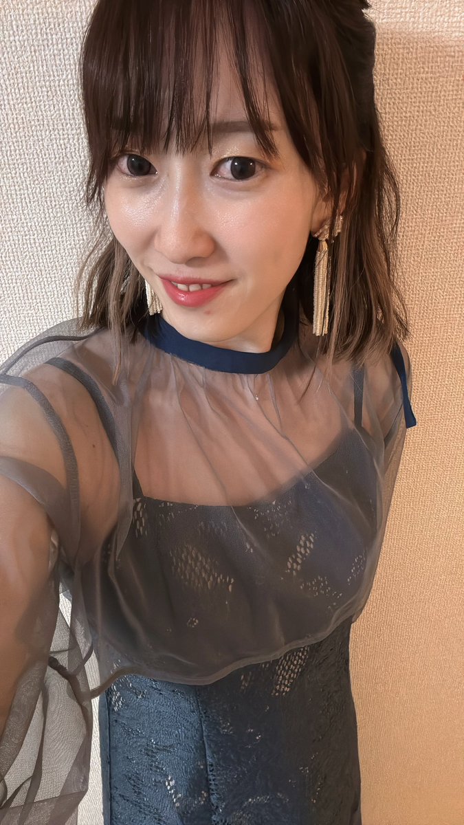 apollo_dart's tweet photo. 今週はじめはインフルでダウン🫠🫠🫠
昨日は友達の大事な結婚式💒💍
今日は久しぶりのLive🐝
幸せとパワーいっぱいもらった！❤️‍🔥
LANCEおかえり〜♡♡♡
さ、明日から5日勤頑張って大阪大会！🔥 https://t.co/EZotdx7X5Y