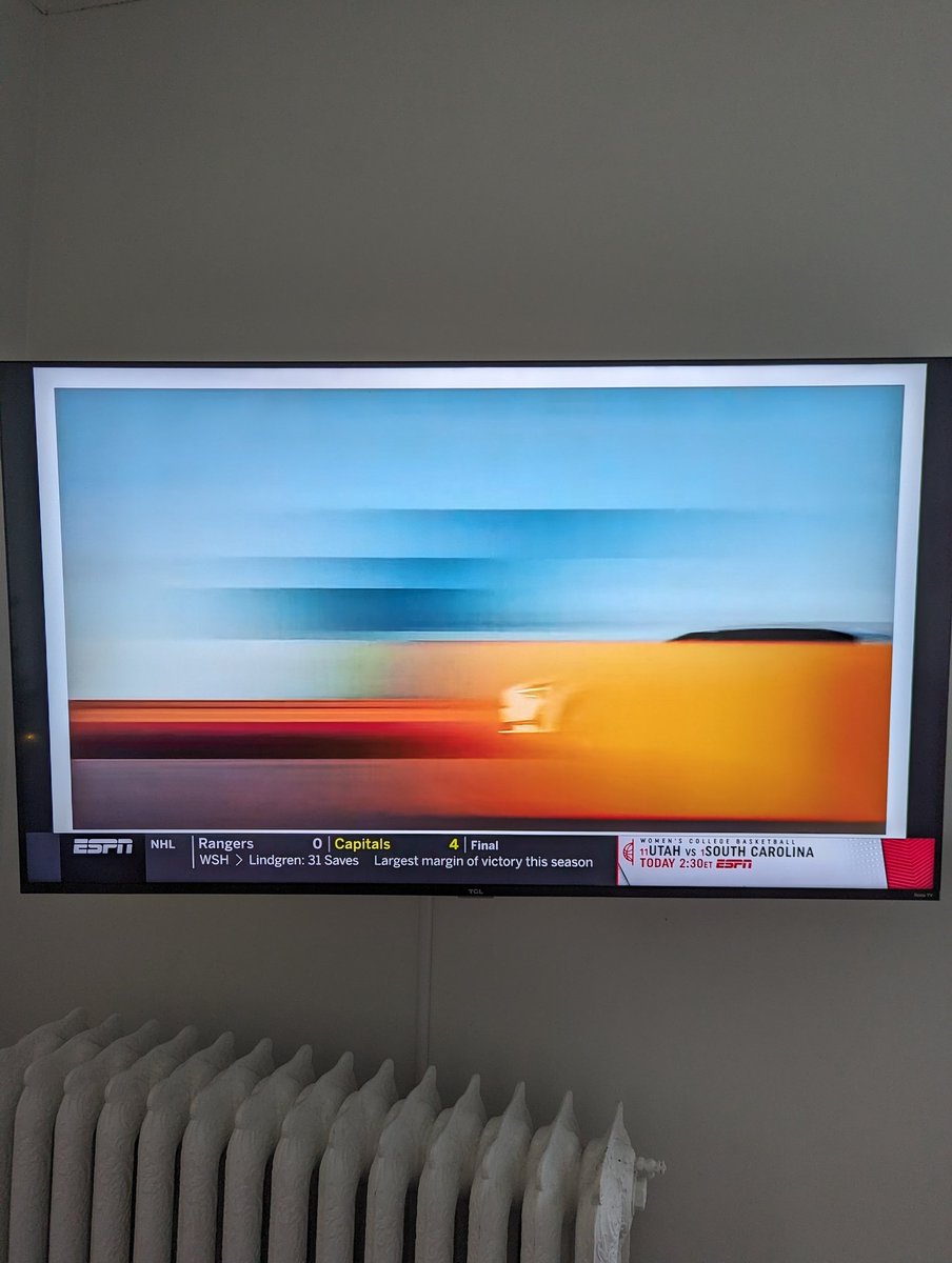 dbox's tweet image. Would love to know if the art director of this @PolestarCars commercial was around for / inspired by the early web design days "pixel-stretching" phase. Needless to say, I loved it.