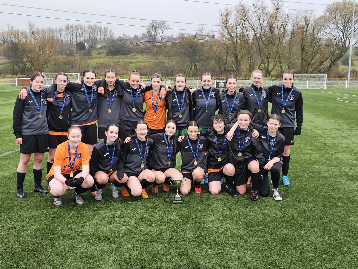 Stephen Barr tweet media