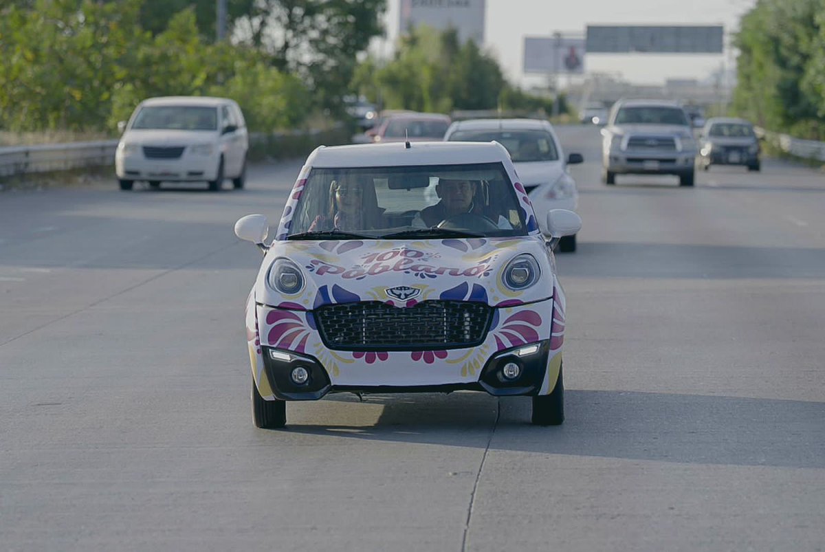 armentapuebla_'s tweet photo. ☀️¡Buenos días! ¿Cómo va su domingo? 

🚗 Con mi amiga @_LizVilchis, a bordo del 100% poblano, iniciamos viaje hacia Chignahuapan para saludar y platicar con la militancia de la región. ¿Cómo lo ven? 

¡Por allá nos vemos! ✌🏼 https://t.co/qOyDp3jnht