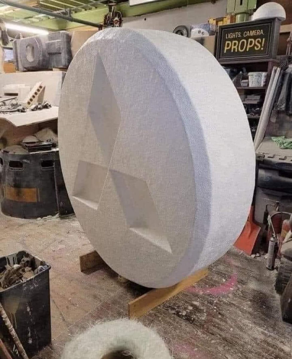 Marco Esquandolmas tweet media