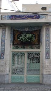 journalist13655's tweet photo. چندین بار در مسجد جعفری گیشا نماز رو به جناب #رییسی اقتدا کردم، هم اذان را بلدند و هم اقامه را ، اتفاقا قرائت مسلطی هم دارند
دولت را با عملکردش نقد کنید نه با بهانه های بنی اسراییلی https://t.co/lDMRc6sFA5