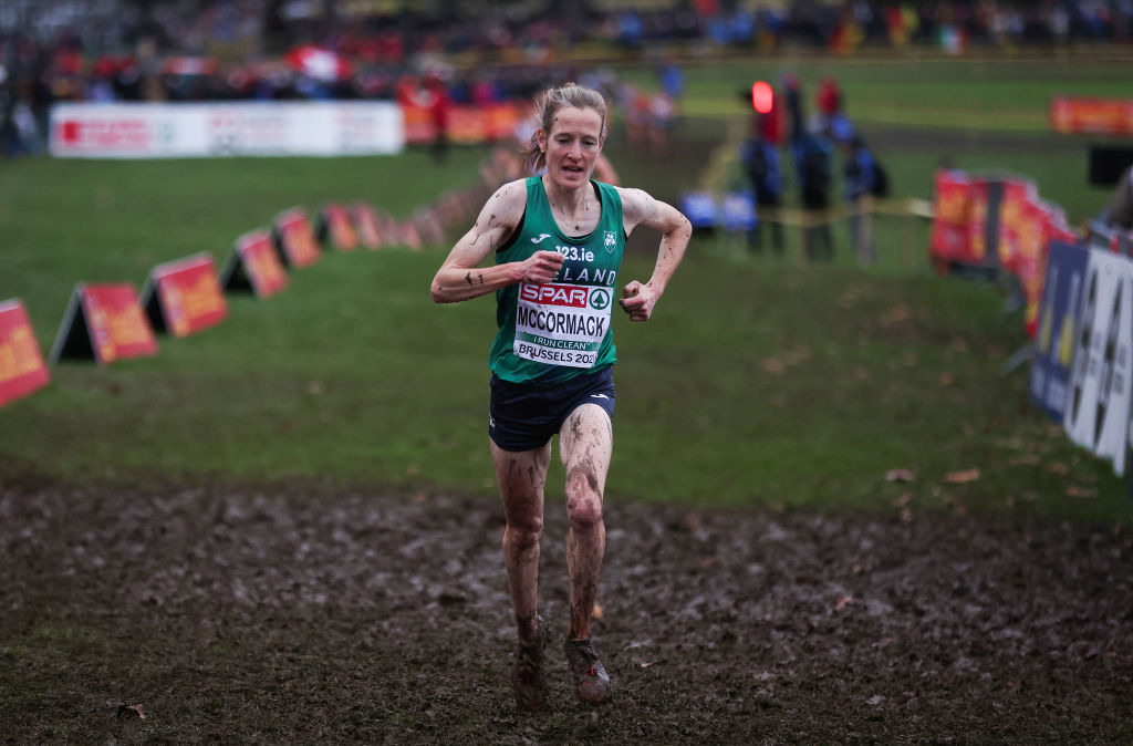 AthleticsWeekly's tweet photo. 🇮🇪 Seven days ago Fionnuala McCormack ran 2:26:19 in the Valencia Marathon to qualify for her 5th Olympics.

Today in Brussels the former two-time Euro XC winner and 39-year-old mum-of-three finished 4th in her 18th appearance for Ireland at these champs. https://t.co/N7fcEVXCOJ