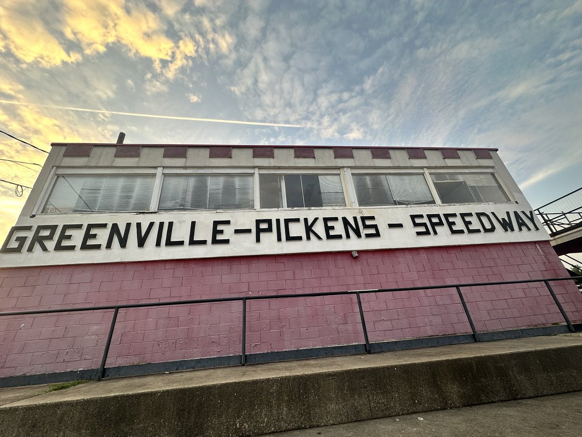 One of the best tracks .  One of the few flat tracks around . Don’t stop sharing and spreading awareness.
#greenvillepickensspeedway #shorttrackracing #nascar