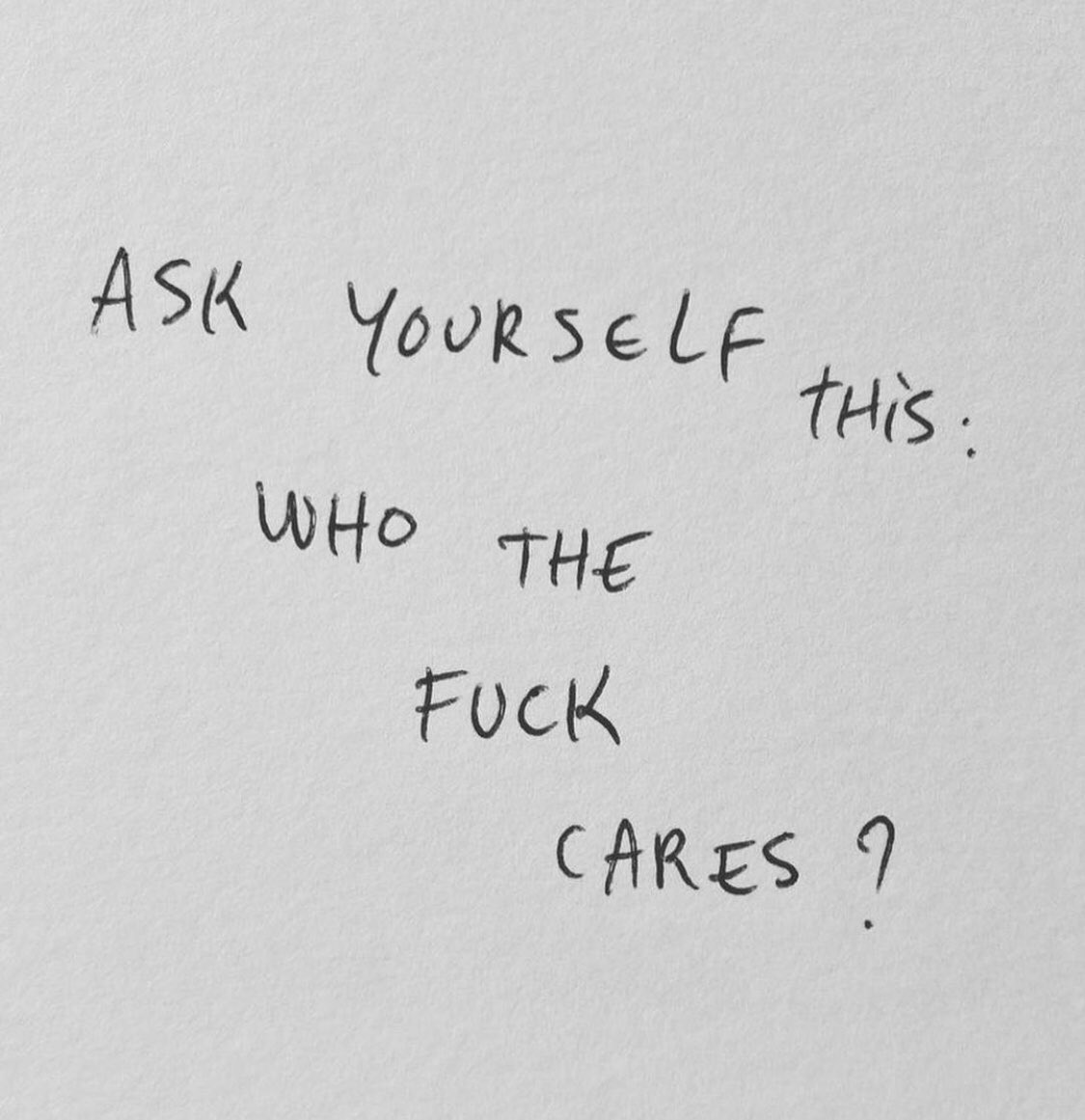 introvert tweet media