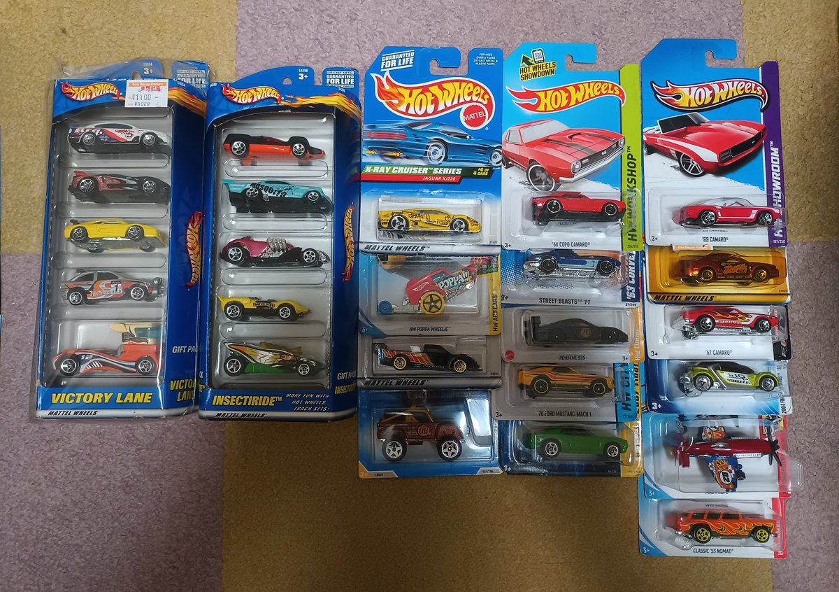 iIq4LDvs5MNHwx6's tweet photo. ワンダーを我慢した意味…💸
#VITESSE
#brumm
#ERIGOR
#HotWheels
#Matchbox
#JohnnyLightning https://t.co/vc5z8yc02I